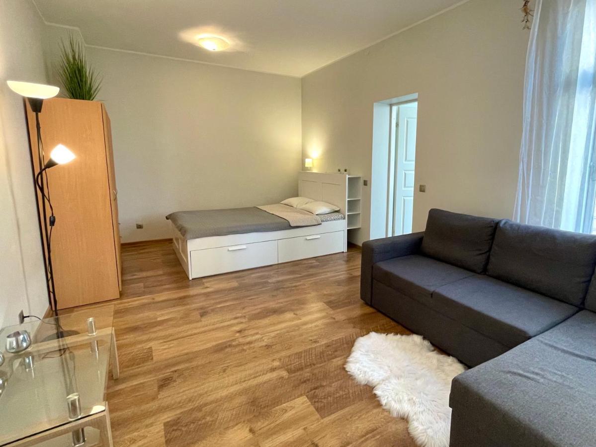Spacious Holiday Apartment With Wifi And Parking Pärnu Eksteriør billede