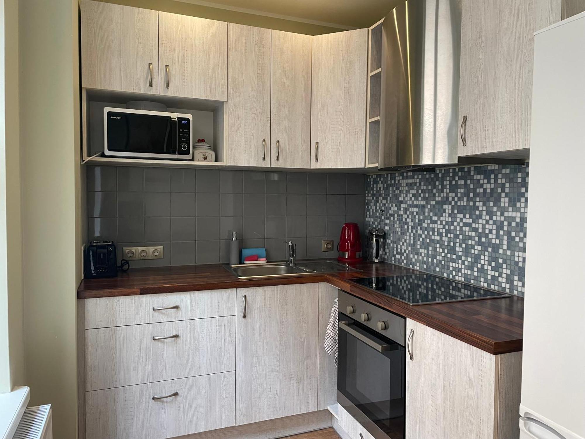 Spacious Holiday Apartment With Wifi And Parking Pärnu Eksteriør billede